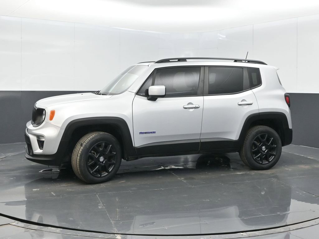 Certified 2020 Jeep Renegade Latitude w/ Cold Weather Group image 4