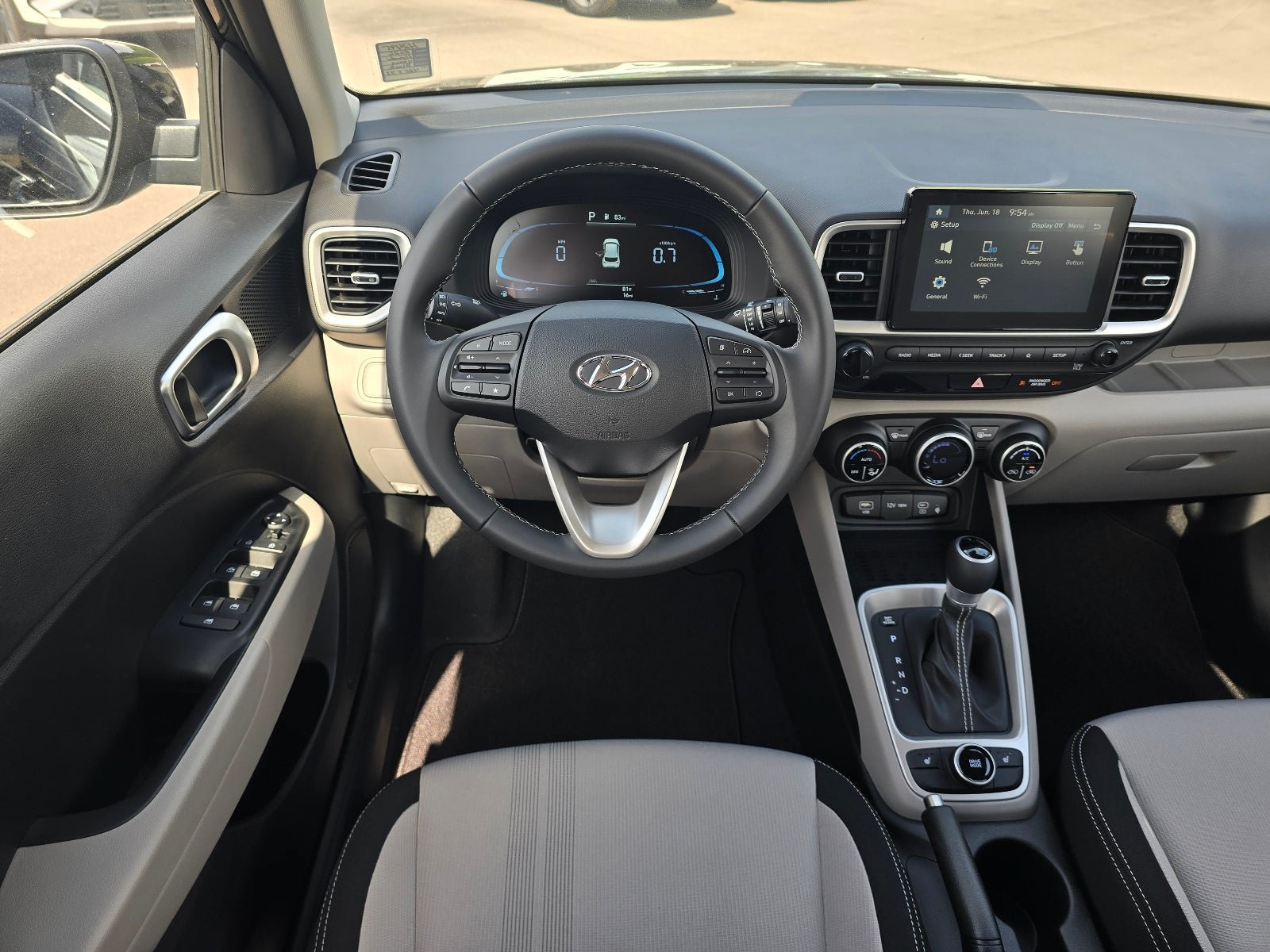 New 2026 Hyundai Venue SEL FWD image 12