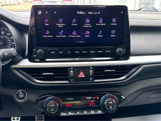 Used 2022 Kia Forte GT FWD image 15