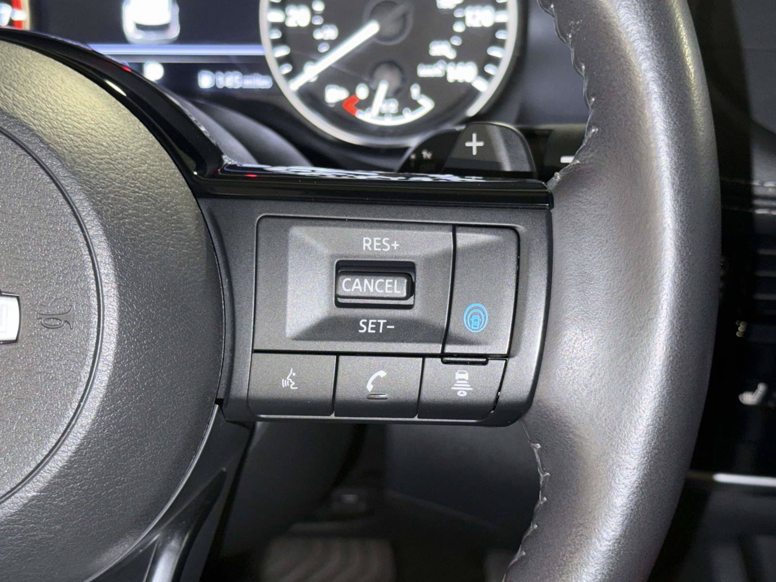 Used 2023 Nissan Rogue SV w/ SV Premium Package AWD/4WD image 31