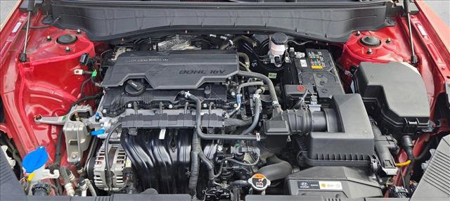 Used 2025 Hyundai Kona SEL image 21