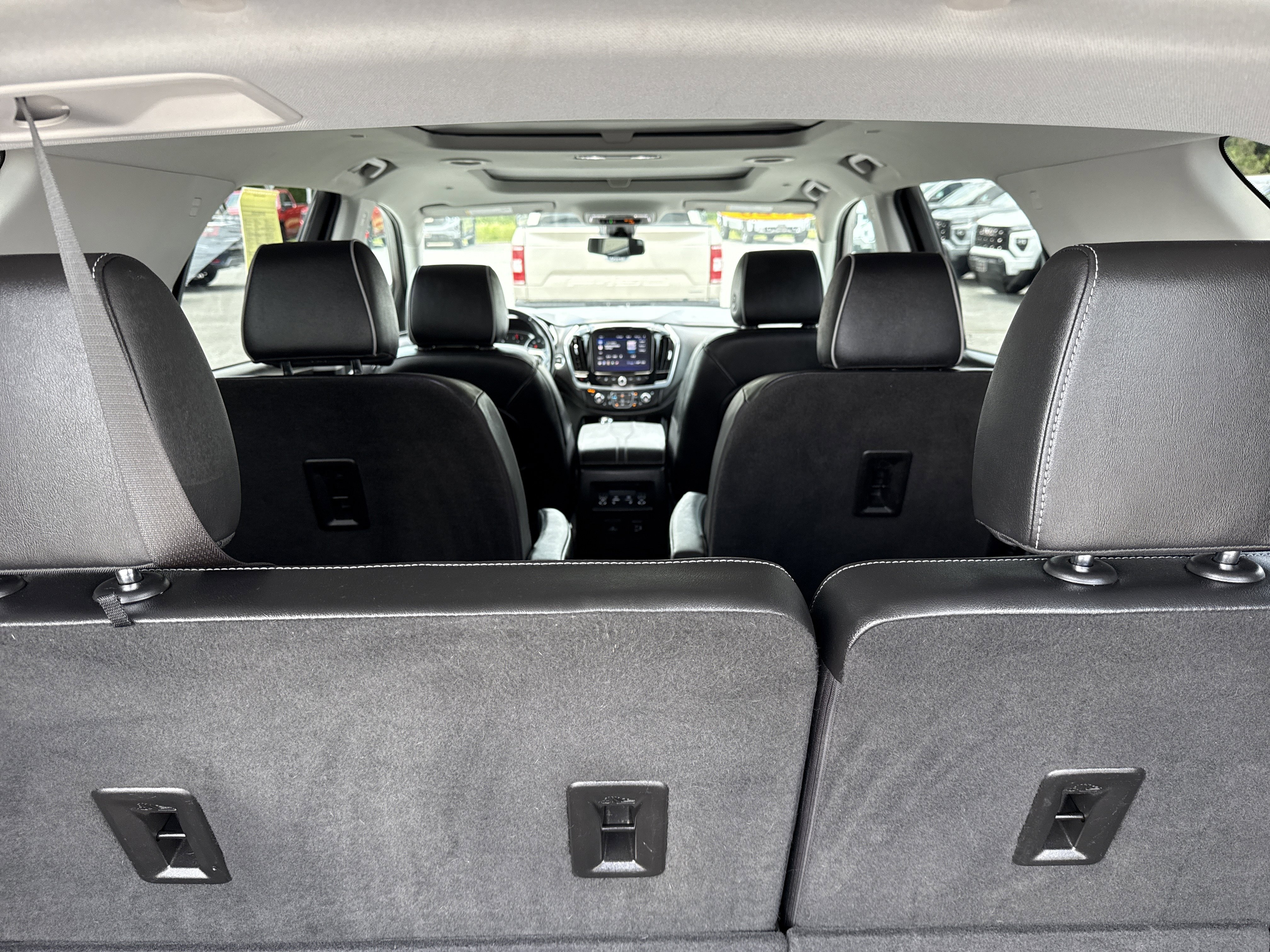 Used 2020 Chevrolet Traverse High Country w/ LPO, Cargo Package AWD/4WD image 23