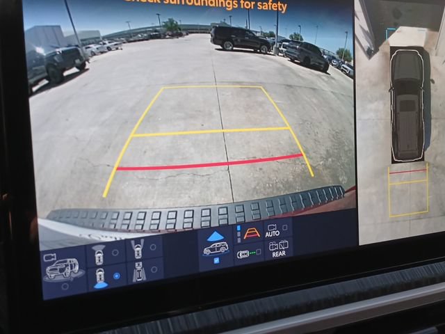Used 2026 Toyota 4Runner Platinum AWD/4WD image 7