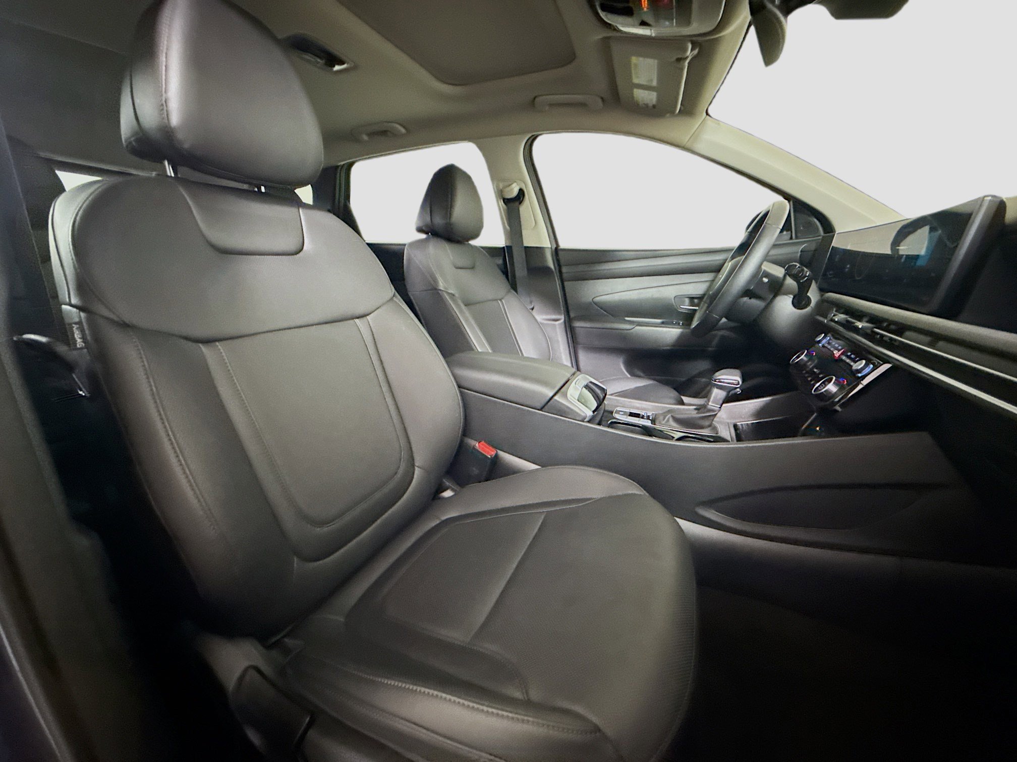 Used 2025 Hyundai Tucson SEL image 30