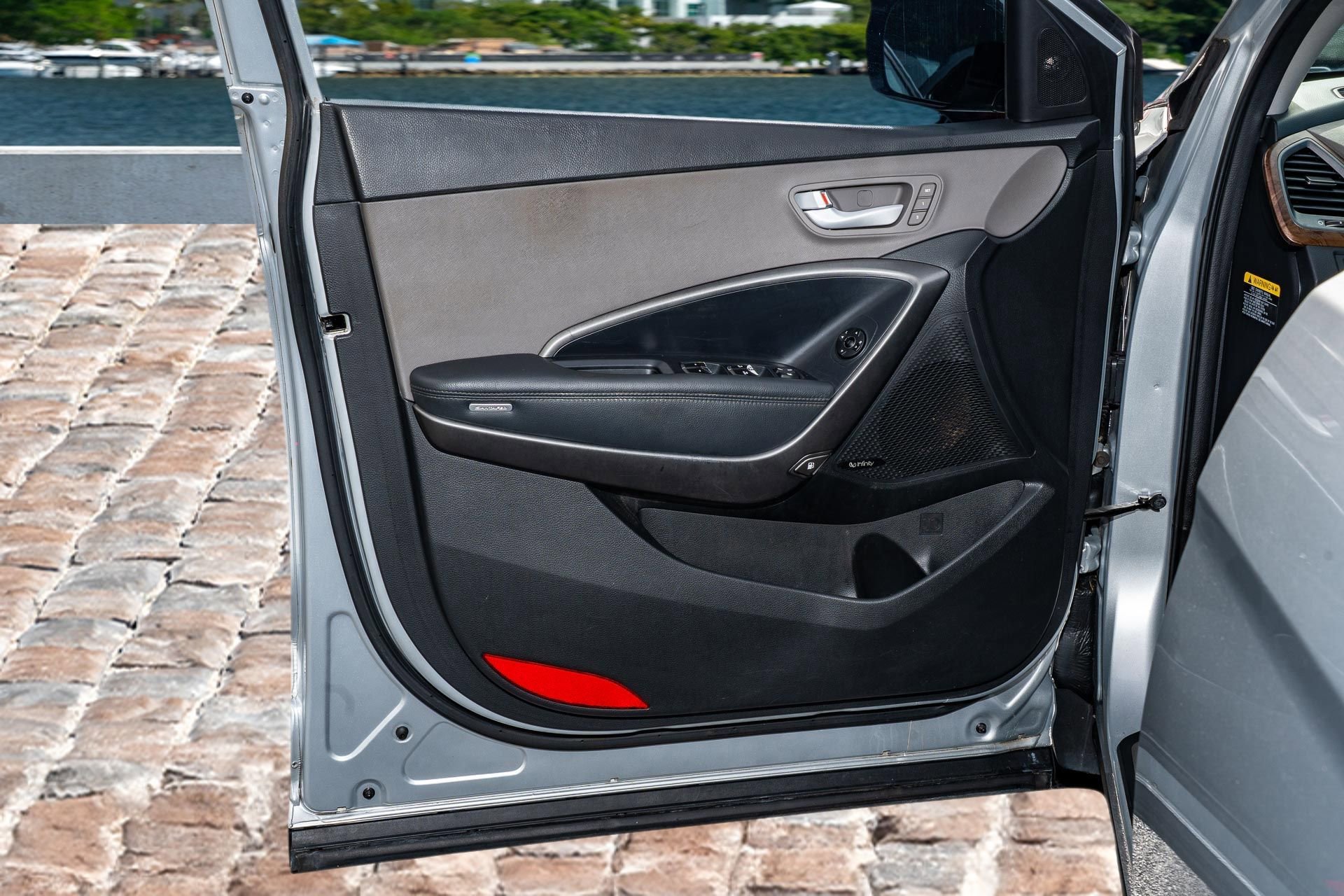 Used 2018 Hyundai Santa Fe Sport image 11