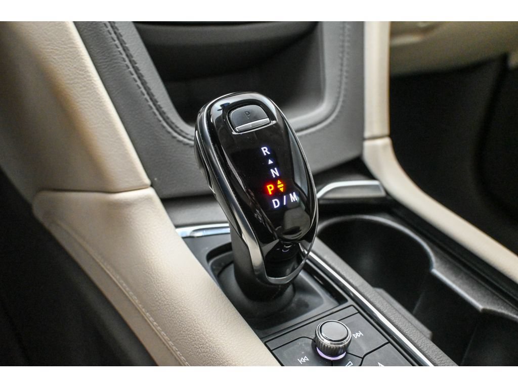 Certified 2022 Cadillac XT5 Premium Luxury FWD image 45