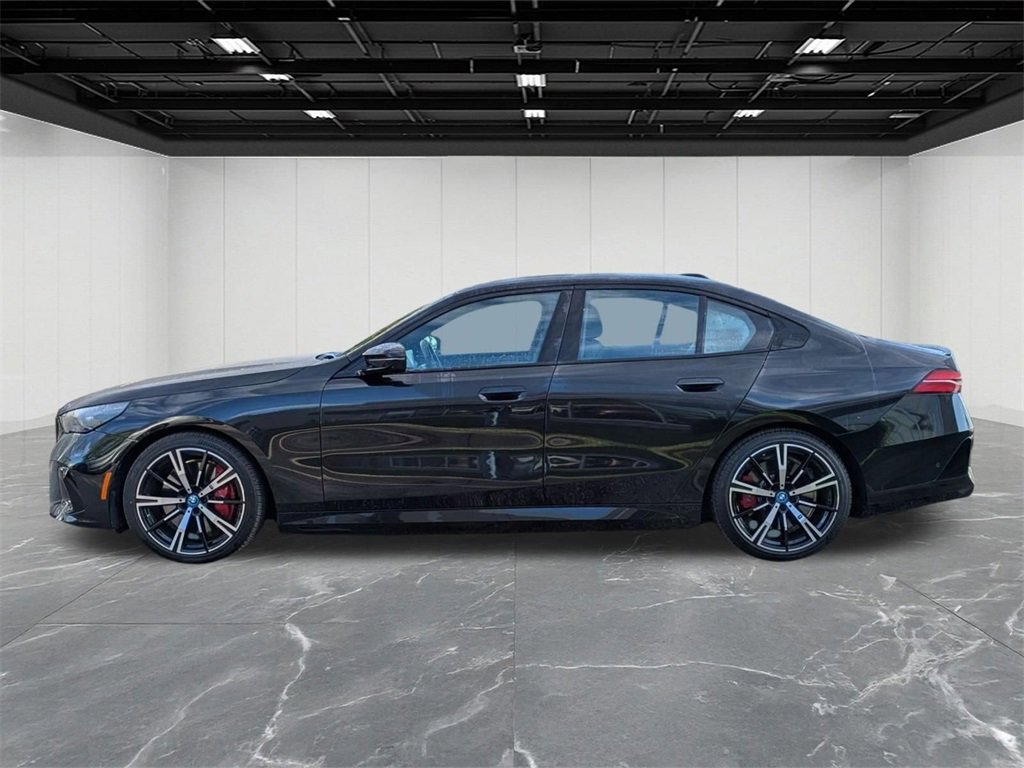 Used 2024 BMW i5 M60 w/ Premium Package image 2