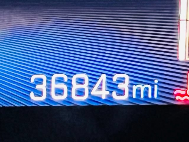 Used 2025 Chevrolet Trax LT FWD image 8