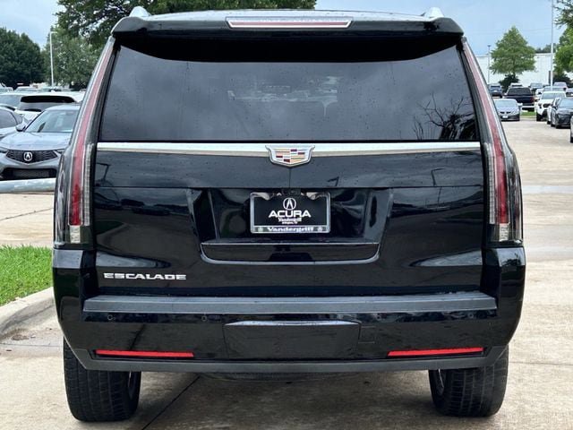 Used 2020 Cadillac Escalade Luxury RWD image 5