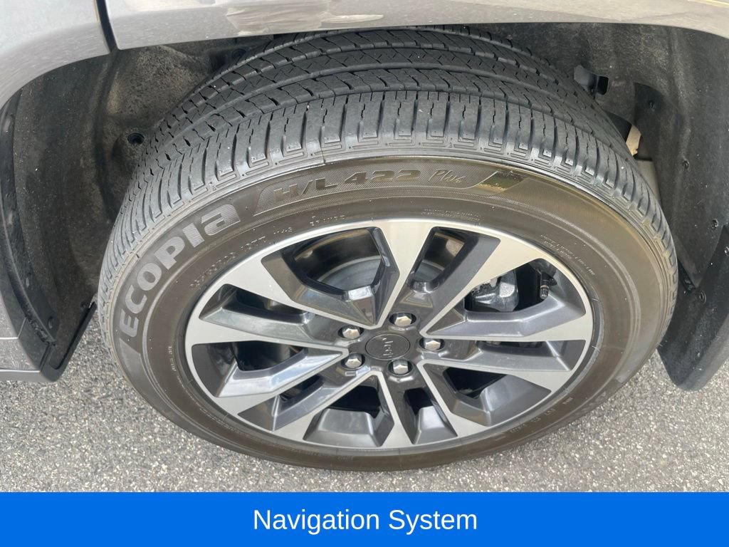 Certified 2025 Jeep Grand Cherokee L Overland w/ Advanced Protech Group III AWD/4WD image 12