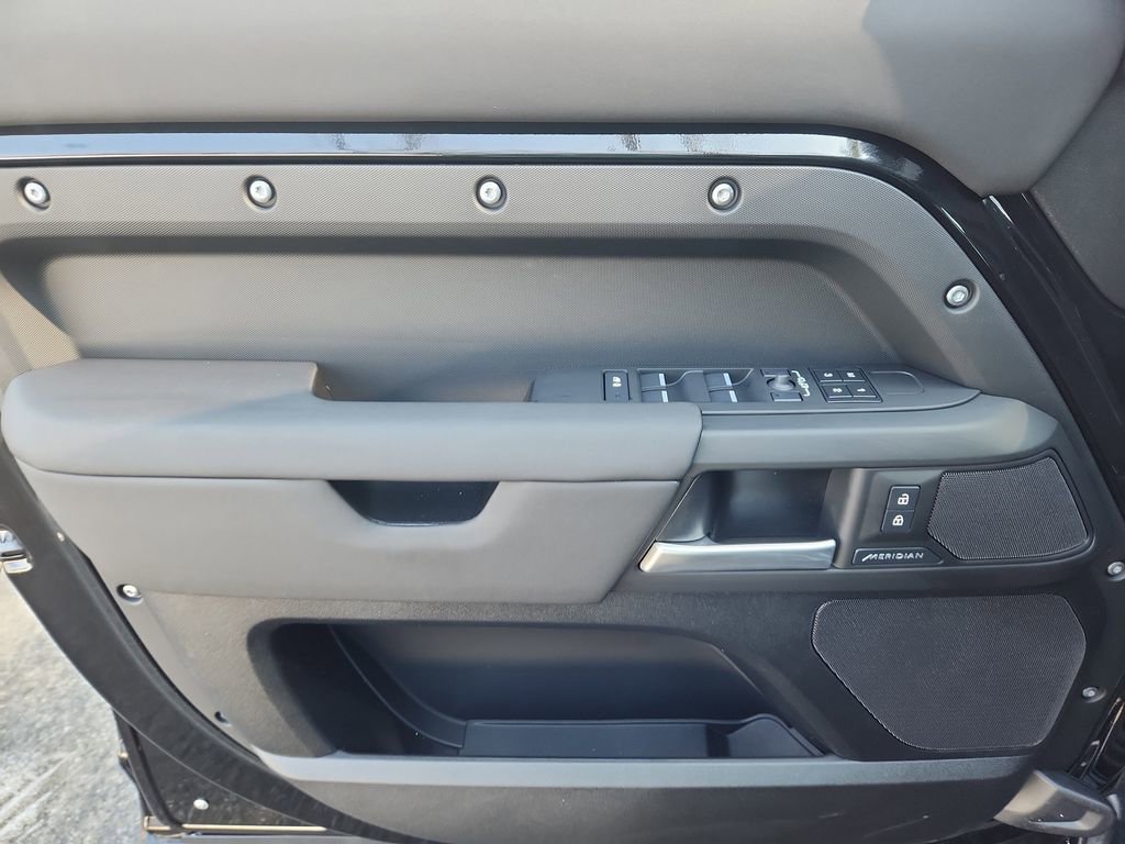 New 2026 Land Rover Defender 130 S image 22