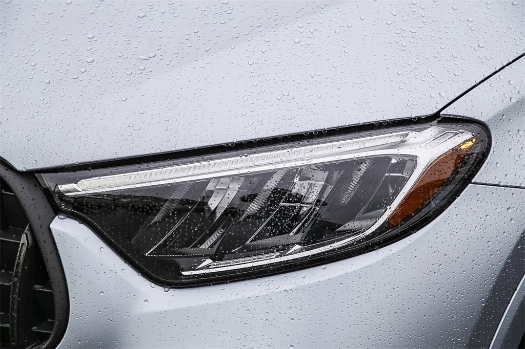 Used 2024 Mercedes-Benz GLC 43 AMG 4MATIC image 8