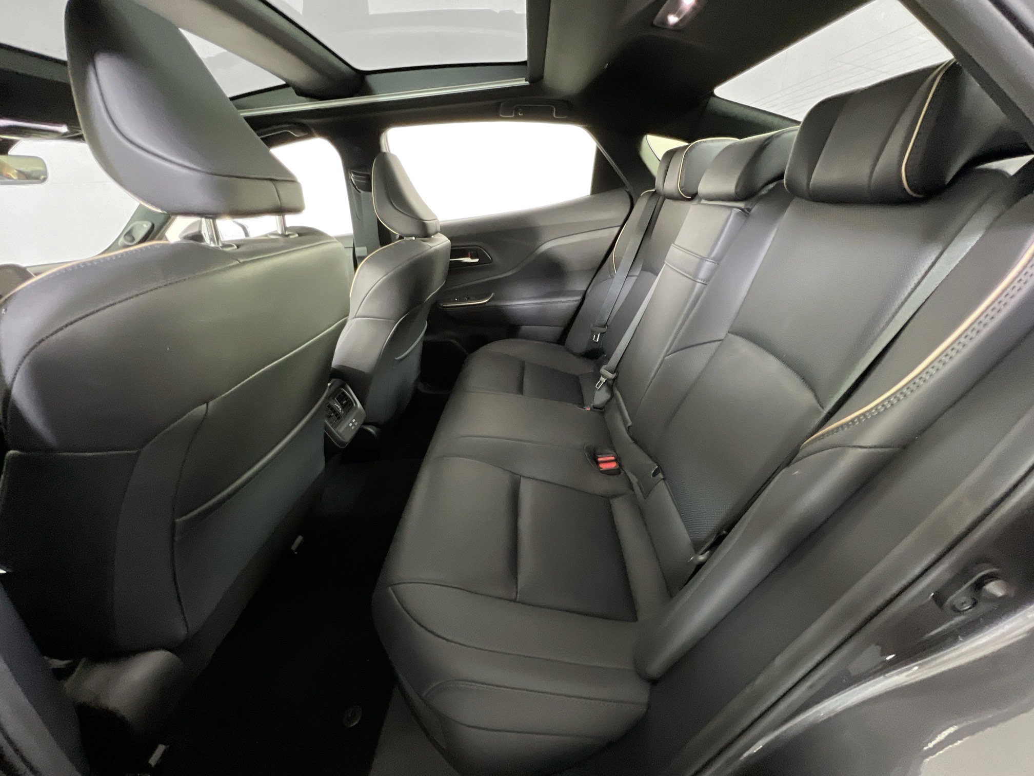 Used 2023 Toyota Crown Platinum image 24