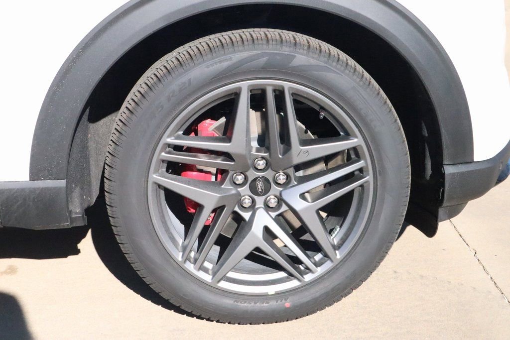 New 2026 Ford Explorer ST-Line w/ ST-Line Street Pack image 19