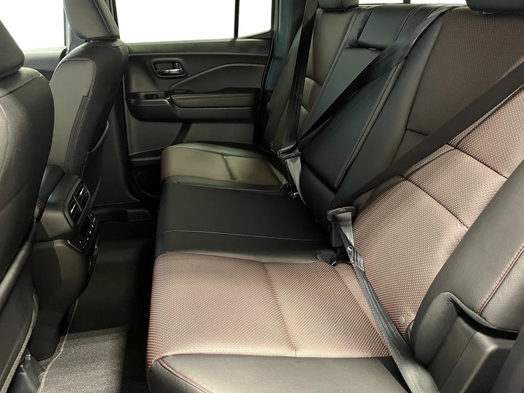 New 2026 Honda Ridgeline Black Edition image 13