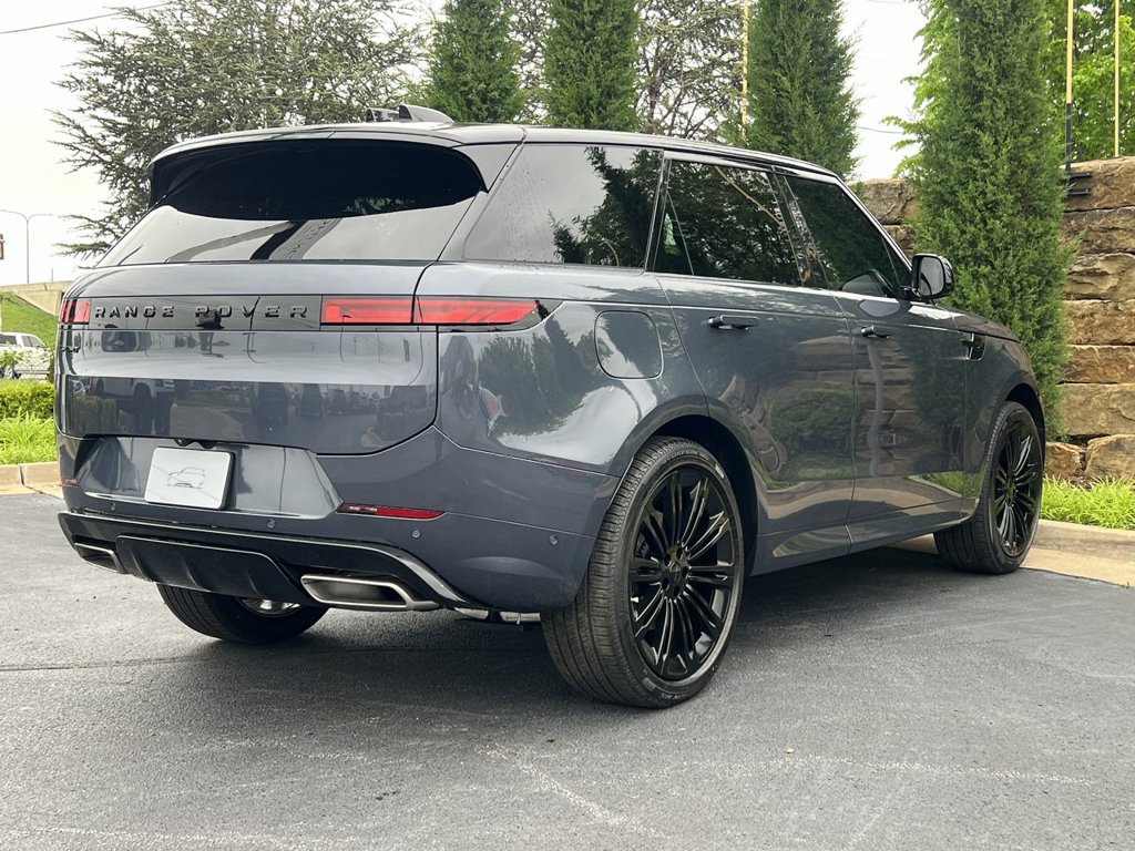 Used 2026 Land Rover Range Rover Sport Dynamic SE AWD/4WD image 5