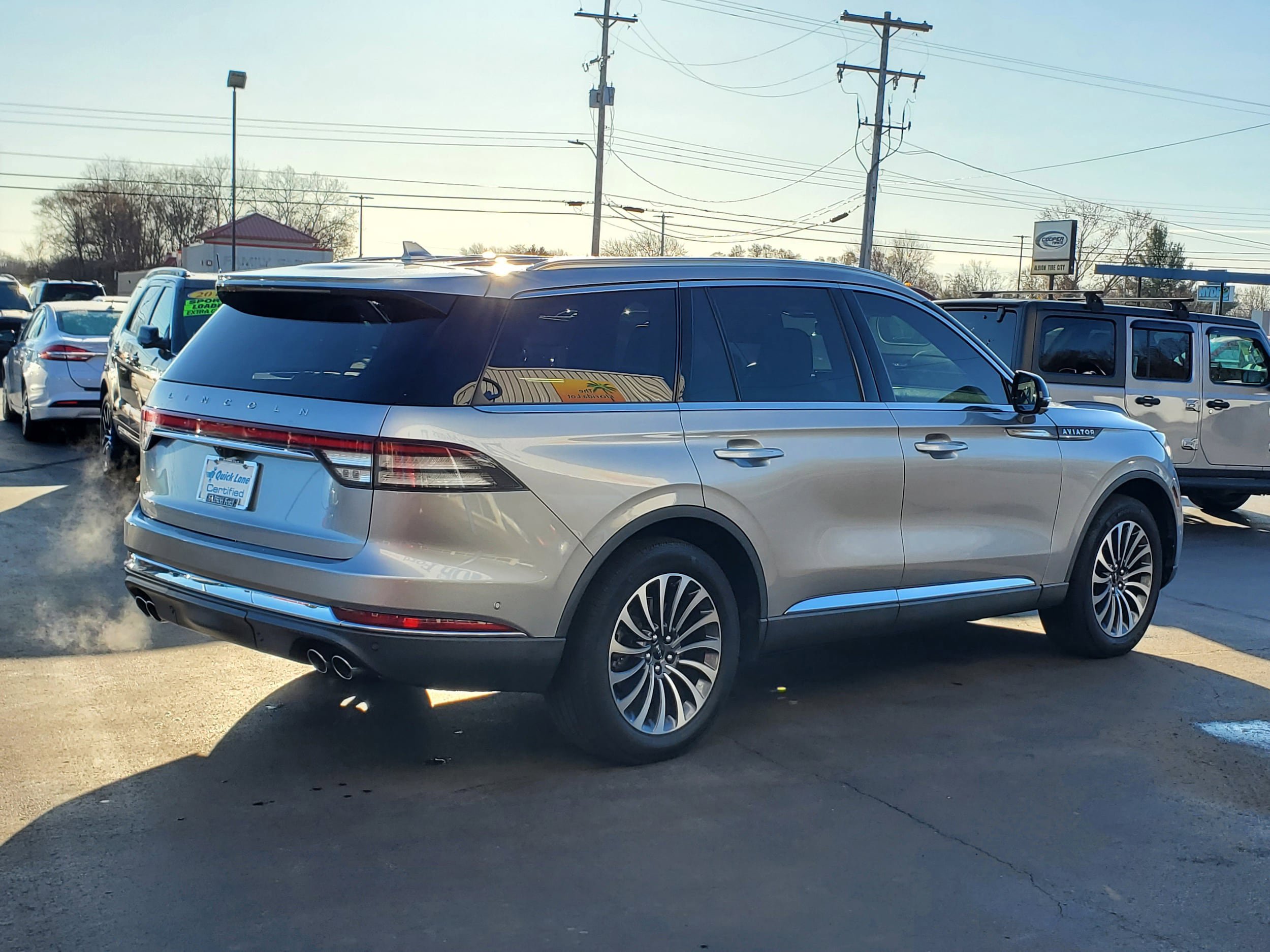 Used 2020 Lincoln Aviator Reserve w/ Equipment Group 201A AWD/4WD image 4