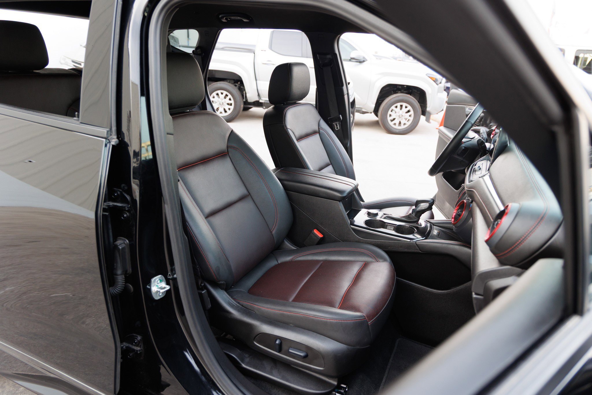 Used 2025 Chevrolet Blazer RS image 47