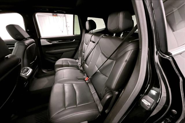 Used 2023 Cadillac XT6 Premium Luxury image 25