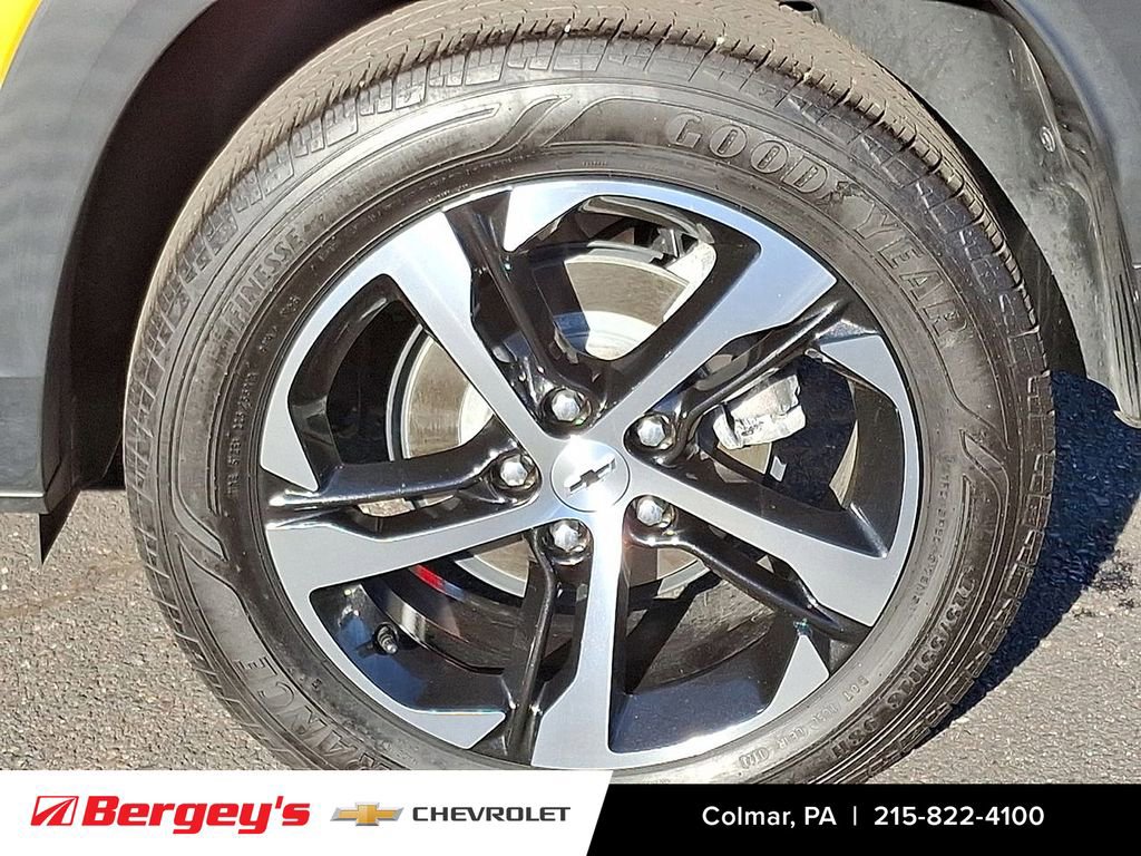 Certified 2024 Chevrolet Trax RS w/ Driver Confidence Package image 31