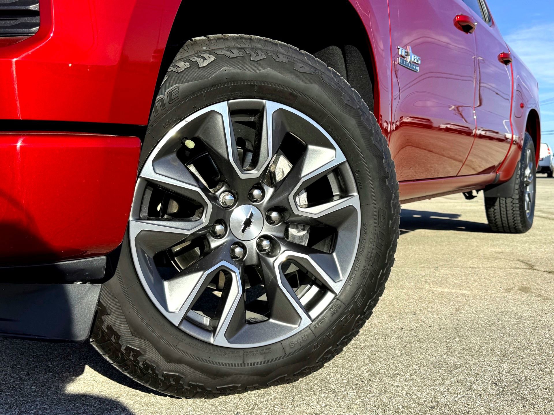 Used 2024 Chevrolet Silverado 1500 RST w/ Texas Edition Plus image 2