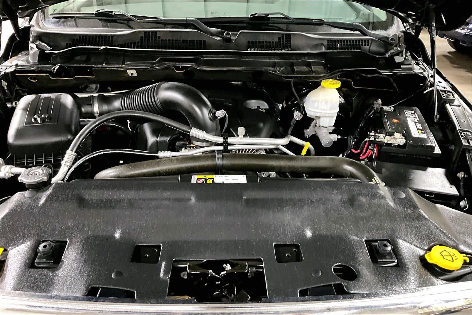 Used 2019 RAM 1500 Classic SLT RWD image 32