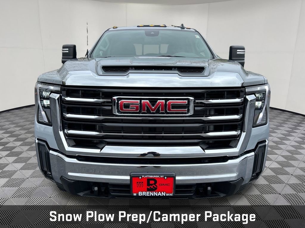 Used 2024 GMC Sierra 2500 SLE w/ SLE Value Package; AWD/4WD image 9
