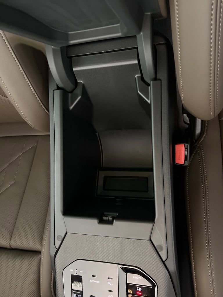 Used 2026 BMW X3 xDrive30 w/ Convenience Package image 23