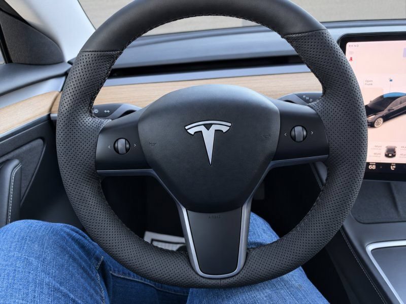 Used 2021 Tesla Model 3 Long Range AWD/4WD image 14