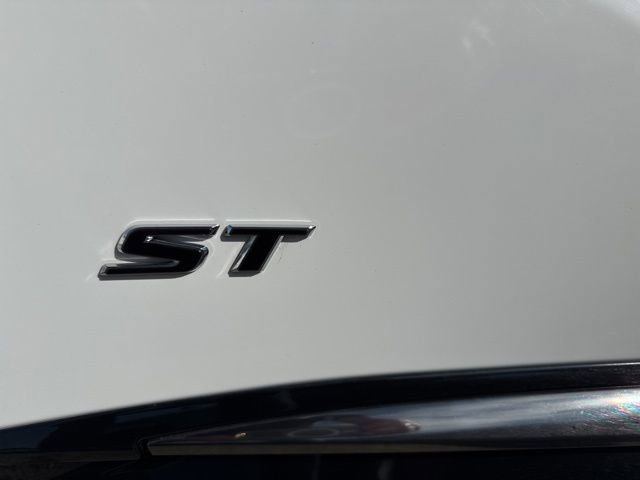 Used 2024 Buick Envision Sport Touring image 13