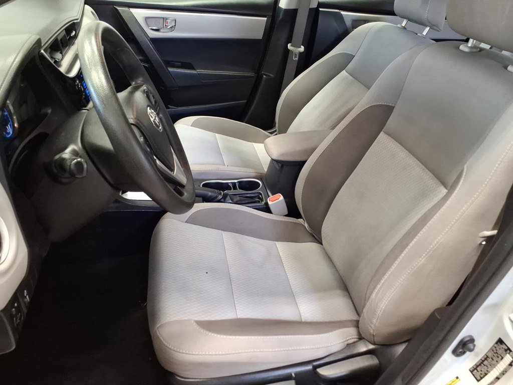 Used 2017 Toyota Corolla LE w/ Body Protection Package FWD image 16