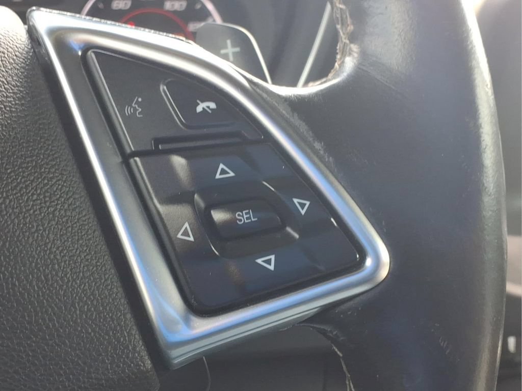 Used 2018 Chevrolet Camaro LT RWD image 21