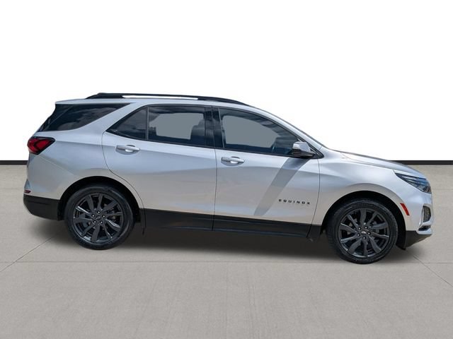 Certified 2022 Chevrolet Equinox RS w/ Infotainment Package FWD image 4