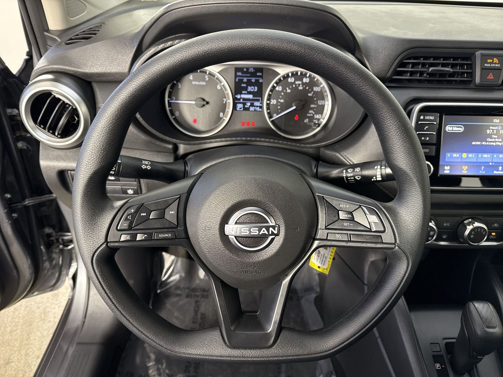 Certified 2025 Nissan Versa S w/ Trunk Package image 12