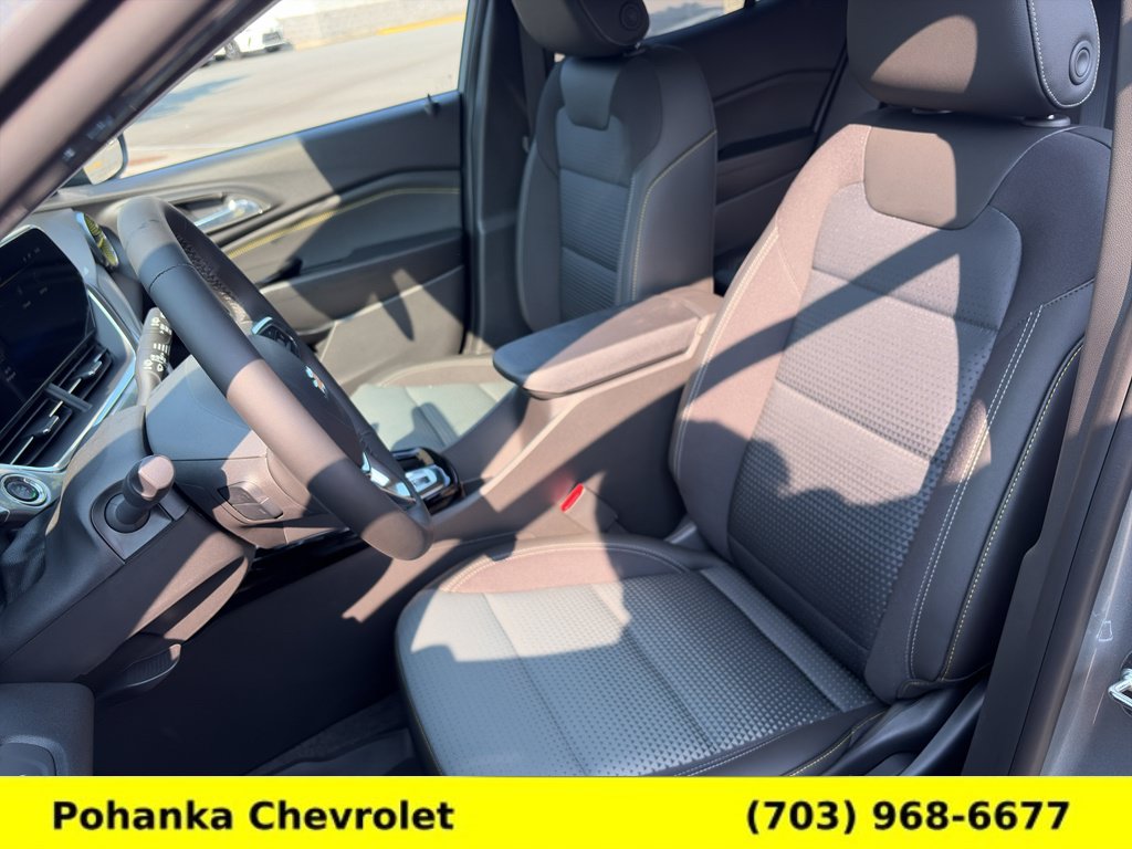New 2026 Chevrolet Trax LT w/ Driver Confidence Package FWD image 23