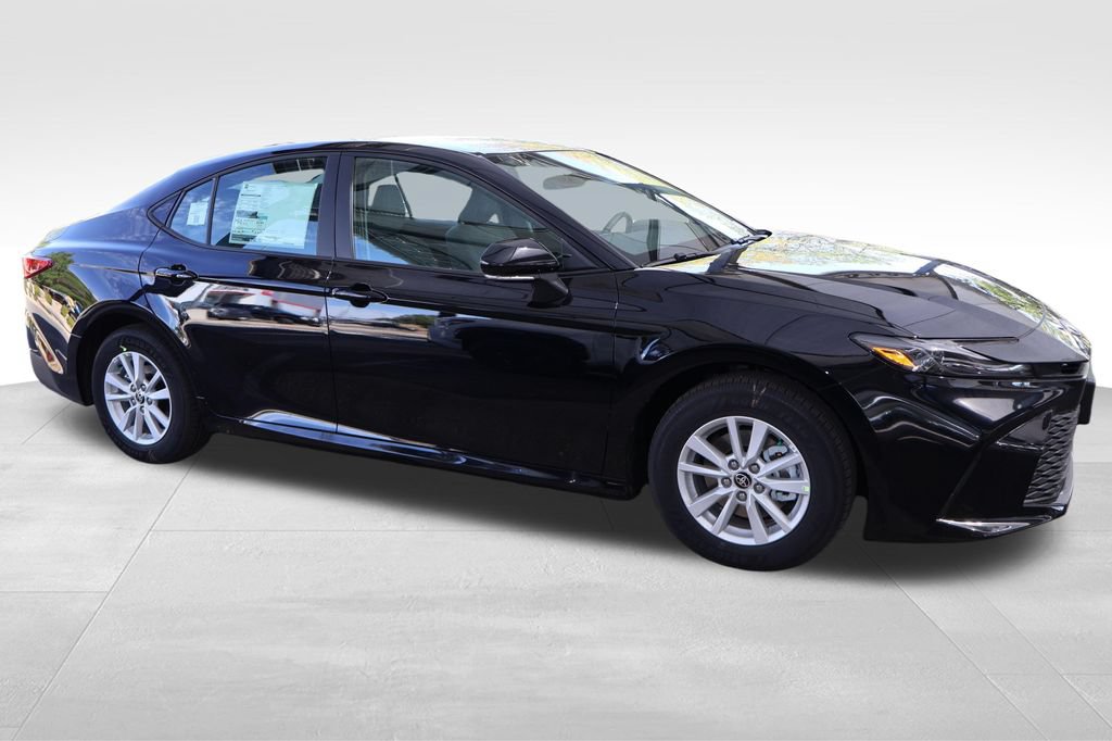 New 2026 Toyota Camry LE AWD/4WD image 17