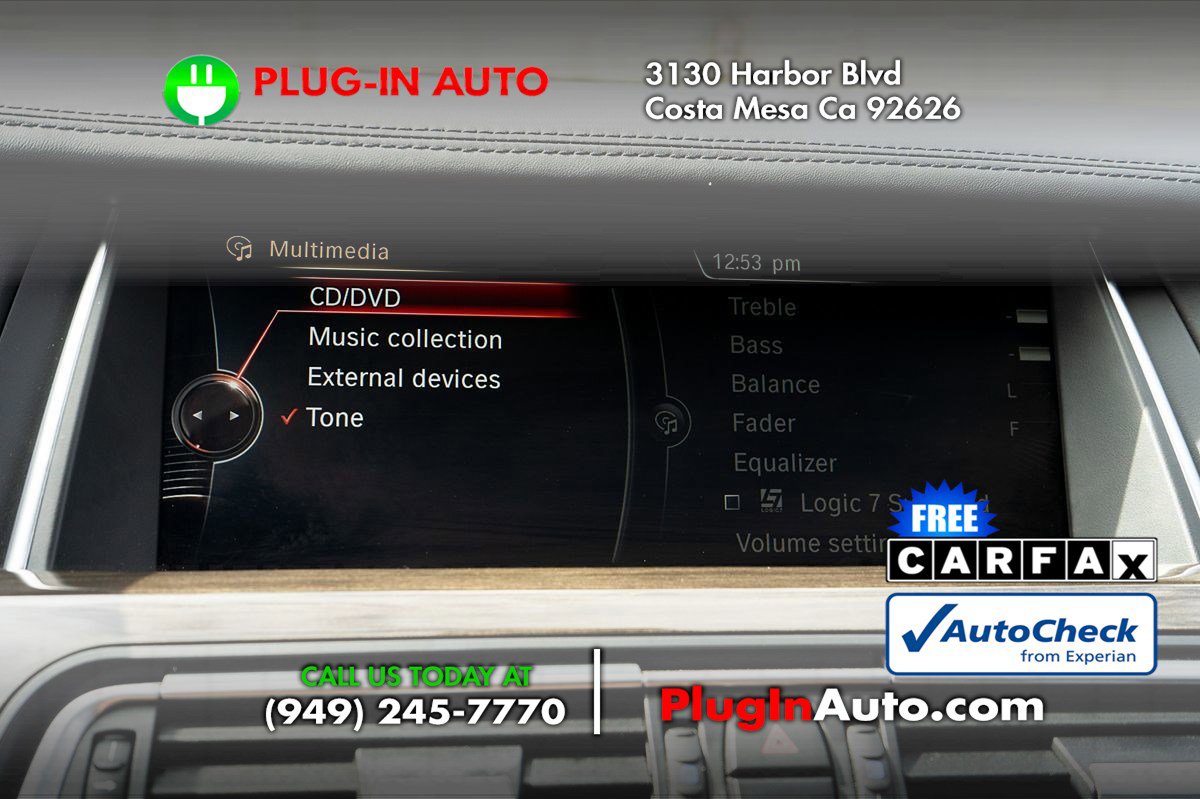 Used 2015 BMW 750i image 28