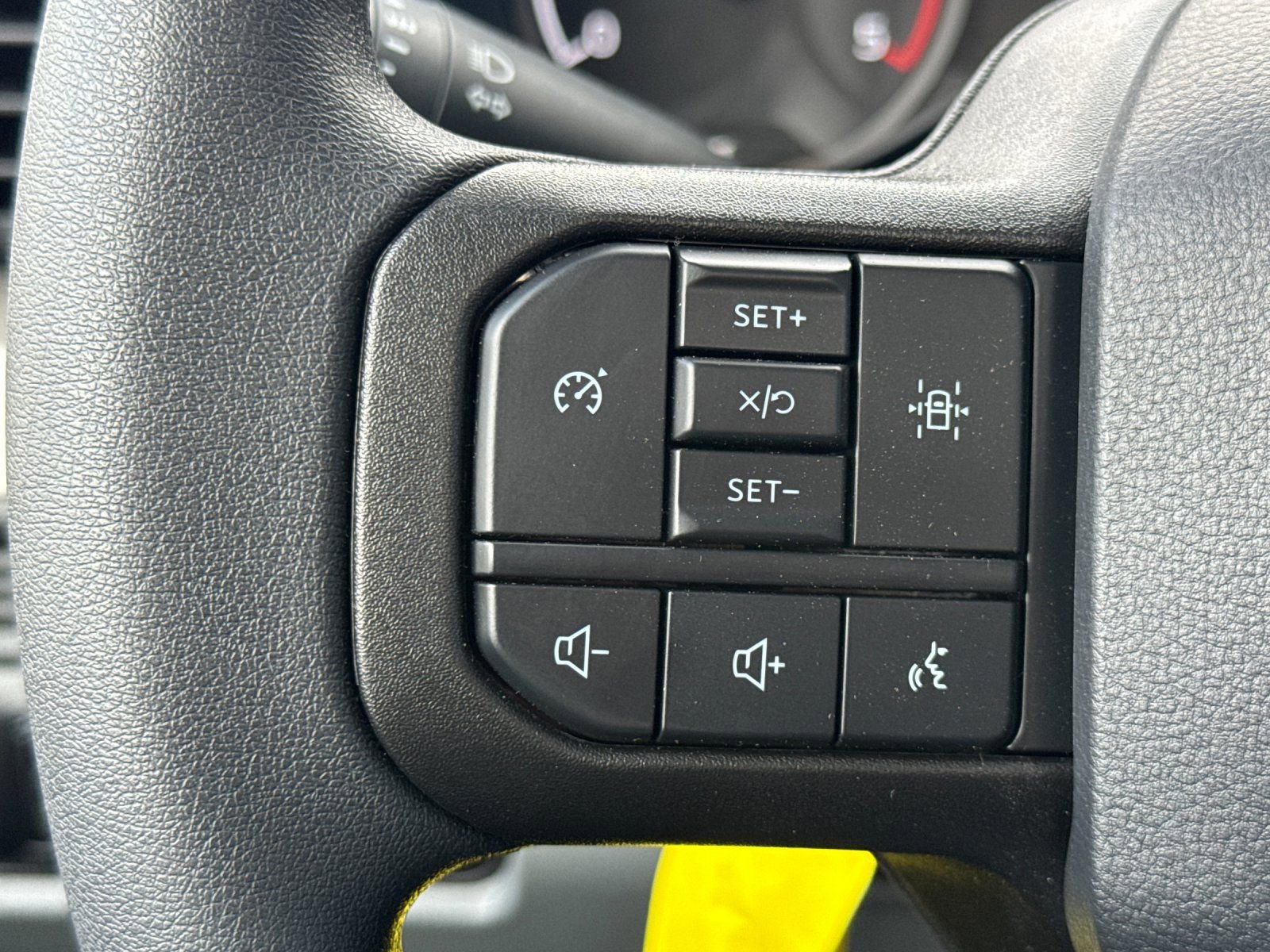 New 2026 Ford F350 XL w/ XL Chrome Package image 22