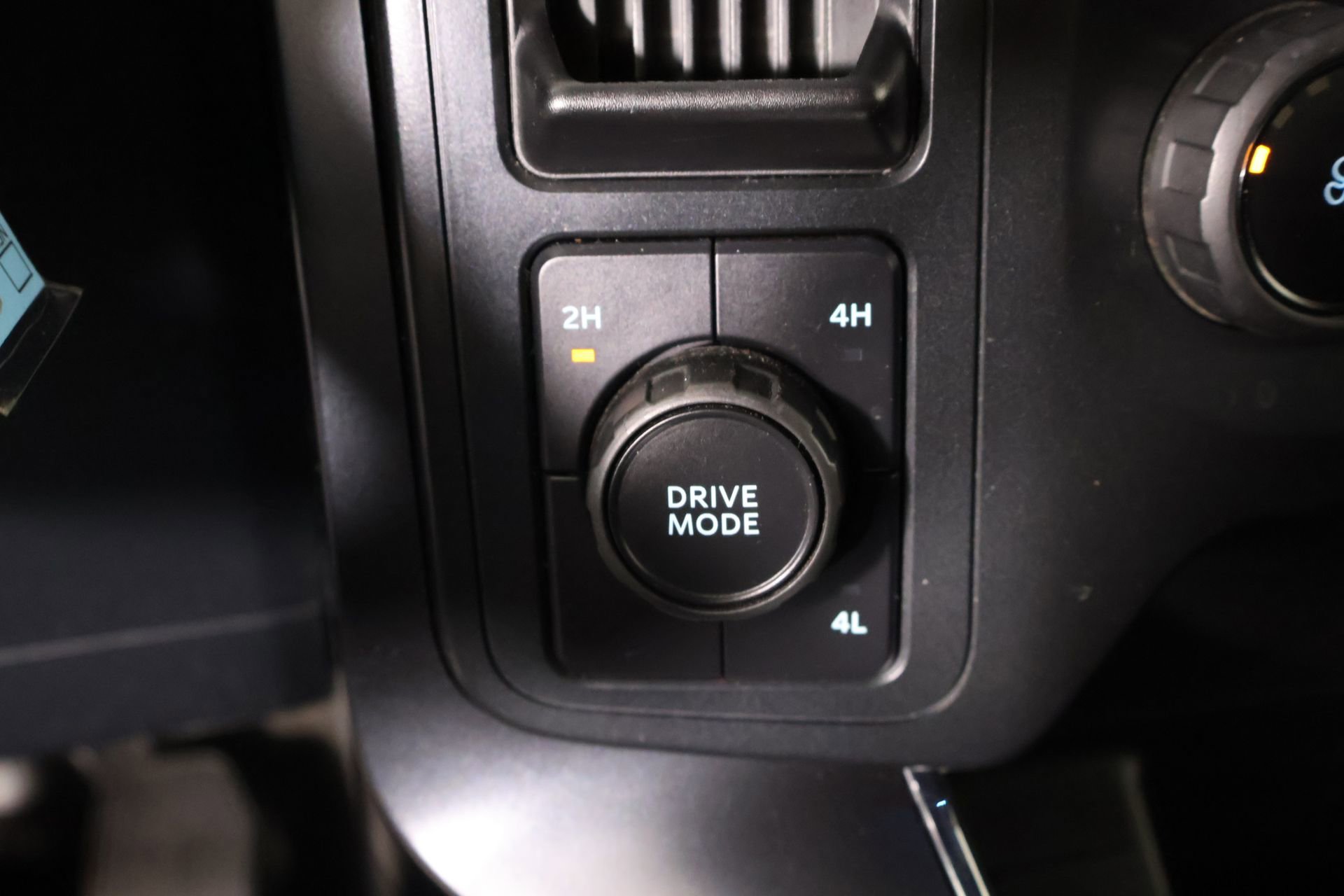 Used 2022 Ford F150 XL w/ STX Black Appearance Package AWD/4WD image 8