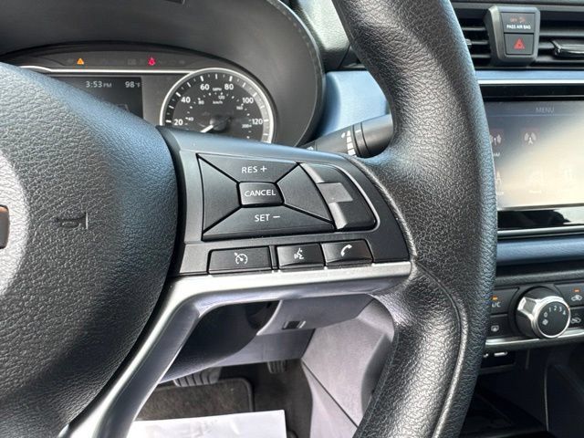 Used 2025 Nissan Versa SV FWD image 14