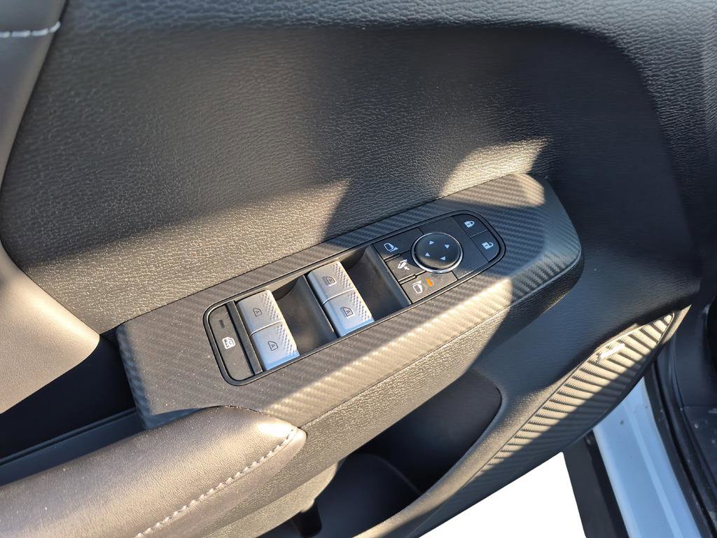 New 2026 Mitsubishi Outlander AWD image 19
