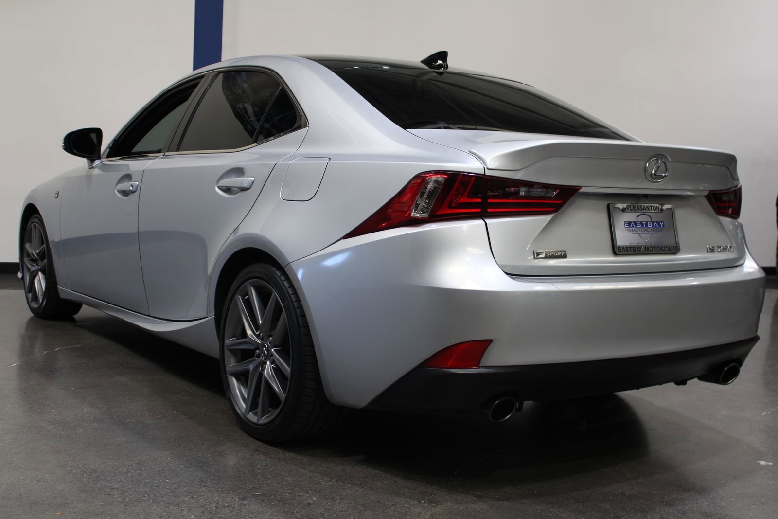 Used 2015 Lexus IS 250 w/ F-Sport Package RWD image 8