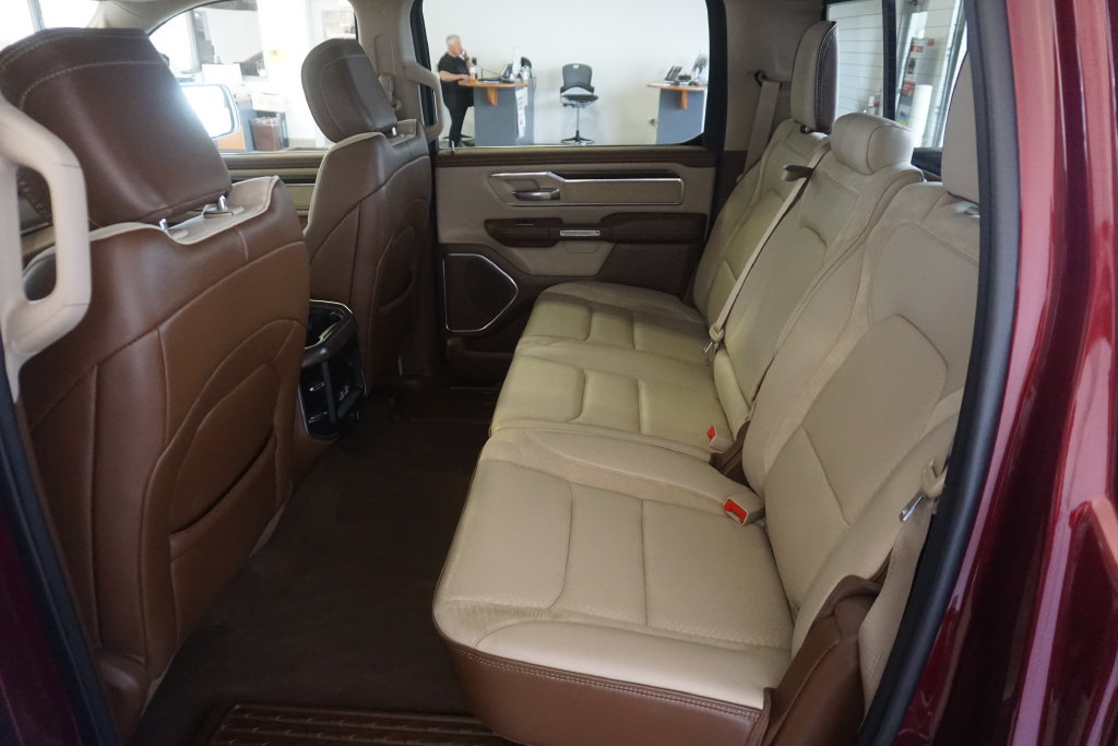 Used 2021 RAM 1500 Laramie AWD/4WD image 22