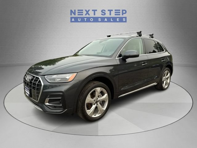 Used 2021 Audi Q5 2.0T Premium Plus w/ Premium Plus Package AWD/4WD image 3