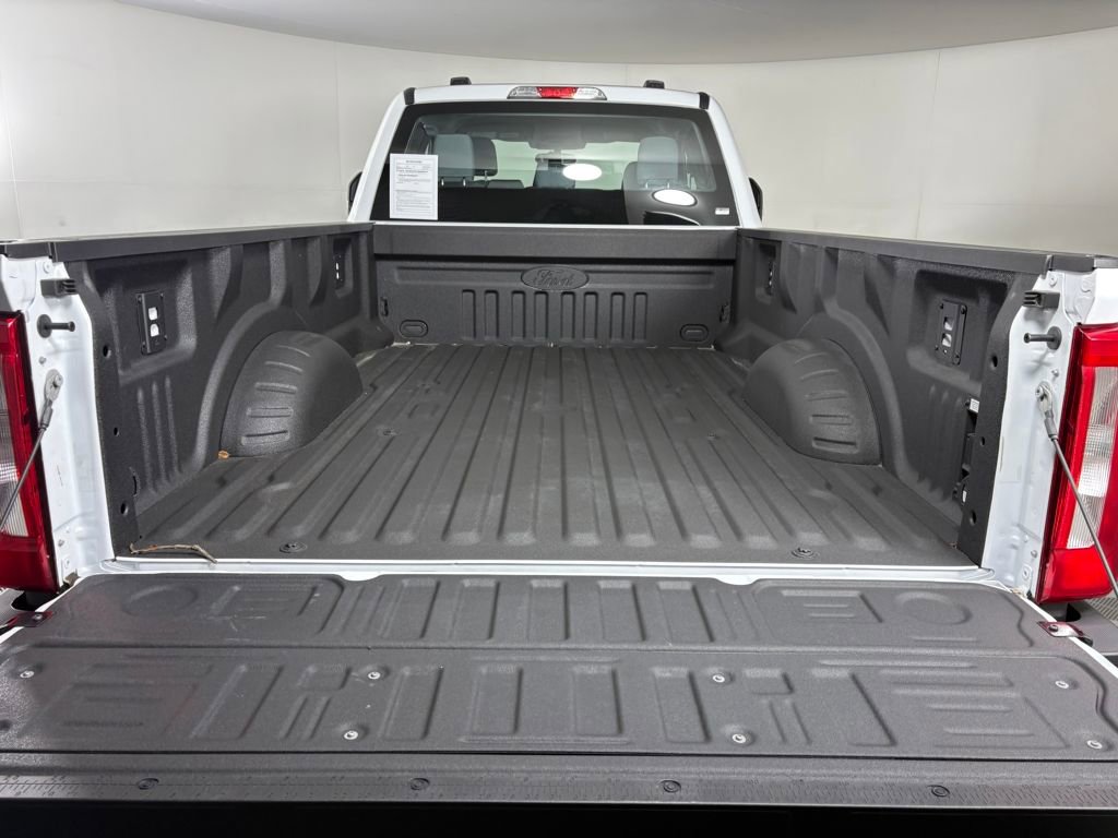 Certified 2025 Ford F350 XL w/ Snow Plow Prep Package image 29