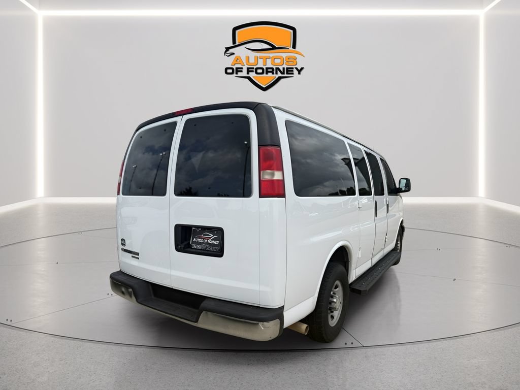Used 2014 Chevrolet Express 2500 LT w/ LT Preferred Equipment Group RWD image 3