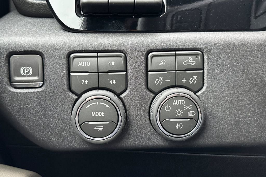 New 2026 Chevrolet Silverado 2500 ZR2 w/ ZR2 Bison Edition image 27