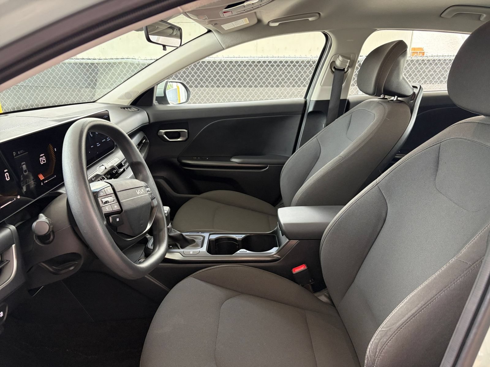 Used 2026 Kia K4 FWD image 27