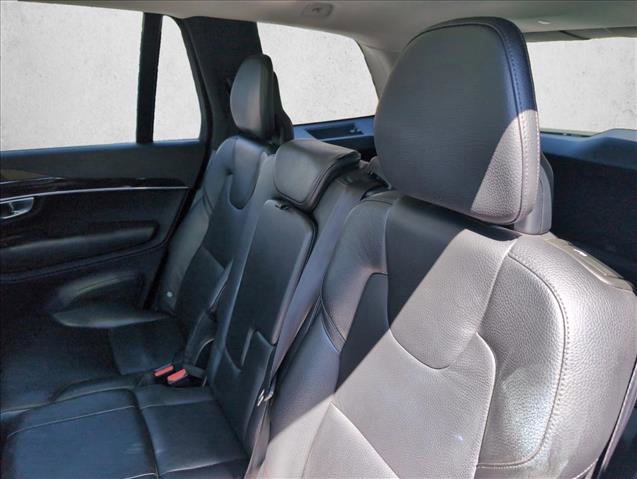 Used 2019 Volvo XC90 T6 Momentum w/ Advanced Package image 19
