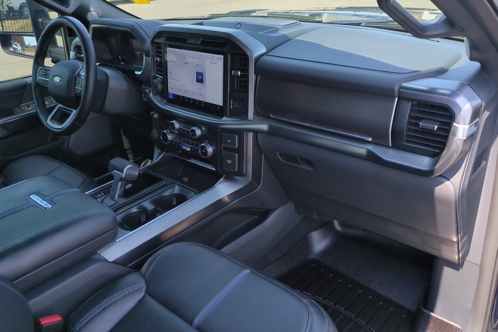 Used 2025 Ford F150 Platinum AWD/4WD image 18